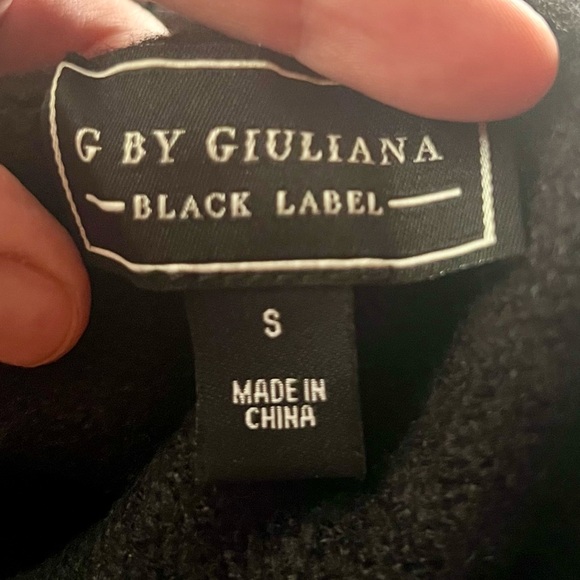 G by Giuliana Long Black Turtlneck Tunic Sweater - Picture 5 of 6